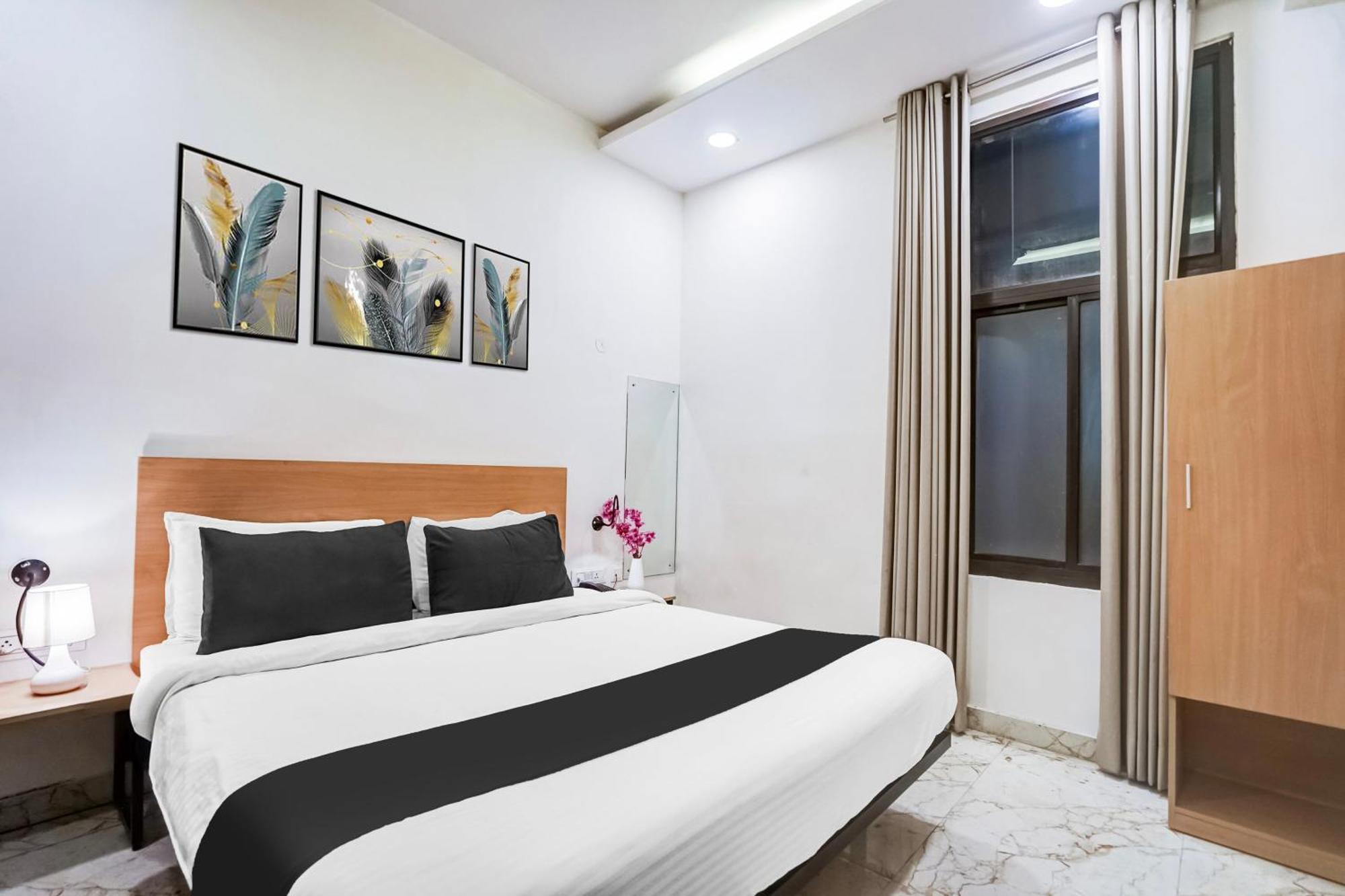Super Townhouse Jagatpura Hotel